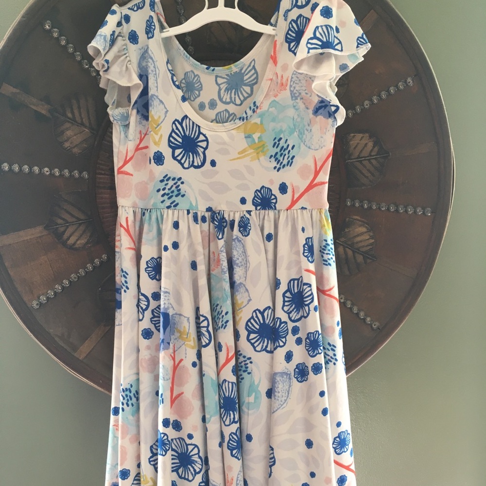 Dot dot smile cap sleeve